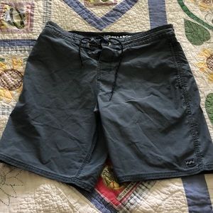 Billabong boardshorts size 29